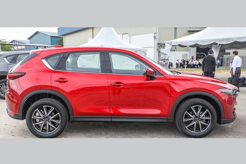 Mazda CX-5 2017 gia chi tu 720 trieu dong-Hinh-3